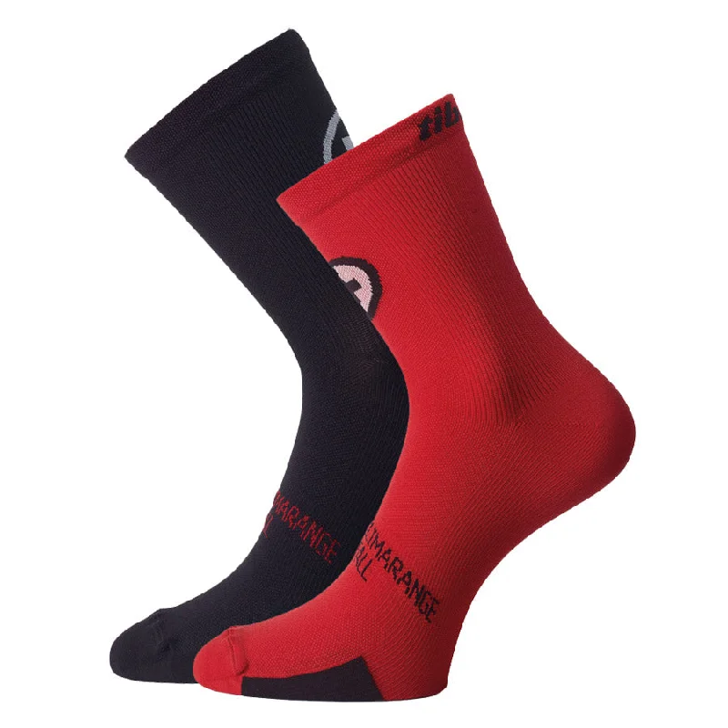 cycling arm warmers for cold mornings-Calze Assos TiburuSocks_evo8 - Nero Rosso