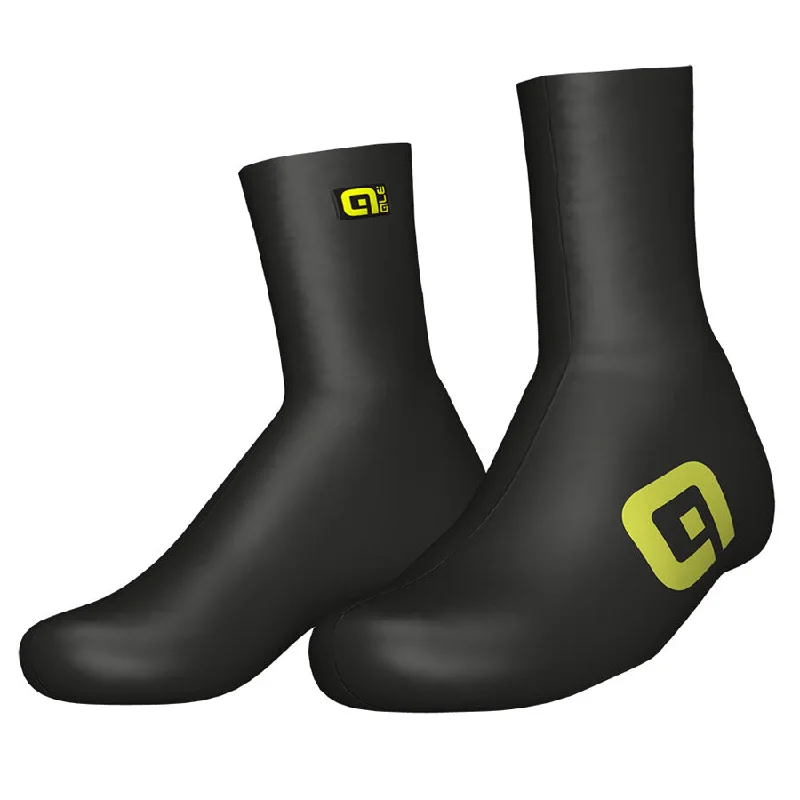 cycling shoes for comfort and performance-Copriscarpe Ale Crono - Nero Giallo Fluo