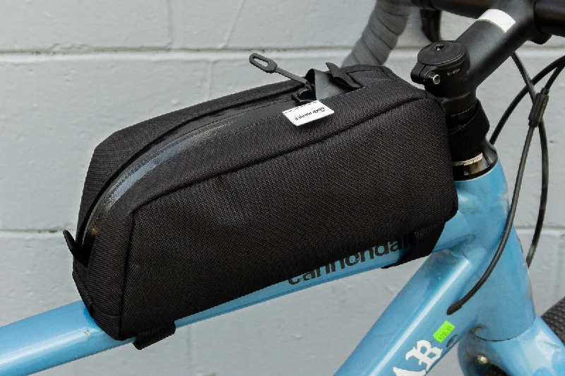 bike tools for road cycling fixes-Bluff Top Tube Bag: 1.5L